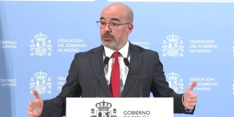 El delegado del Gobierno pide "apagar los discursos de odio" y desvincula la inseguridad de la inmigración en Alcalá 1 Francisco Martin rueda de prensa