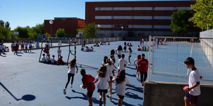 patio colegio