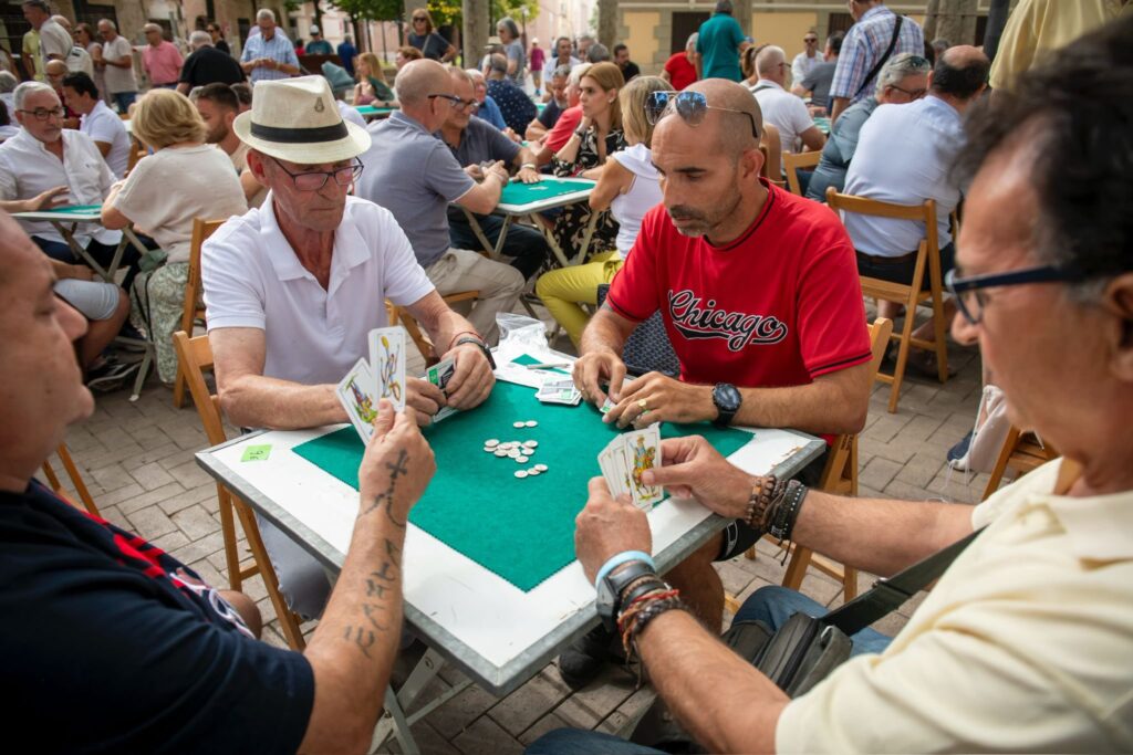 Órdagos y emoción en la Plaza de Palacio con el tradicional Torneo de Mus de las Ferias 15 538754866 1218729476949250 1515349109535701352 n
