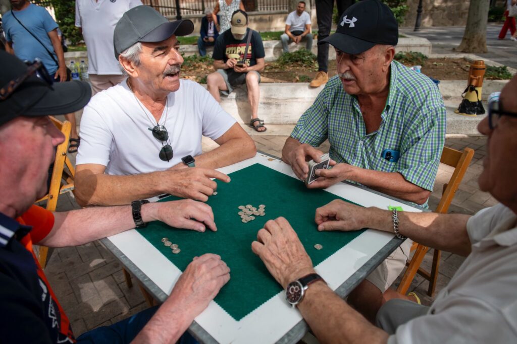 Órdagos y emoción en la Plaza de Palacio con el tradicional Torneo de Mus de las Ferias 16 539563978 1218729636949234 6059551214343700223 n
