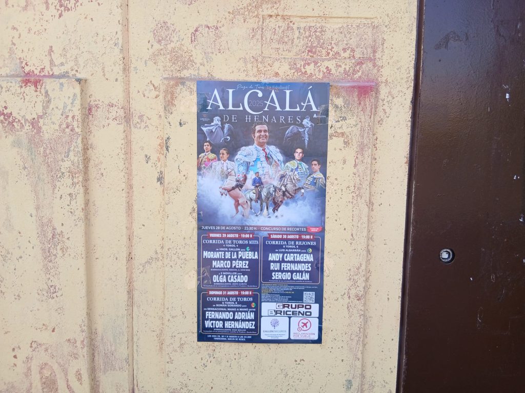 Cartel Feria Taurina en transformador