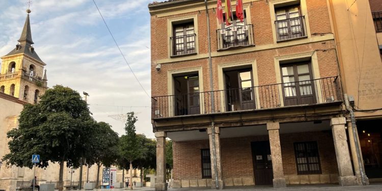 La fachada de la Casa Tapón será restaurada tras la aprobación de la Junta de Gobierno Local 1 Casa Tapon