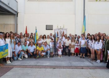 La comunidad ucraniana inaugura en Alcalá una placa que simboliza su lucha y resistencia