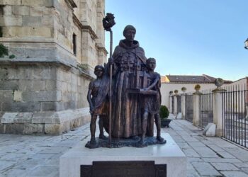 La historia de los Santos Niños: entre la leyenda, la fe y la memoria colectiva