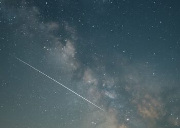 Las Perseidas iluminan el cielo de agosto: el mejor momento para verlas desde Alcalá