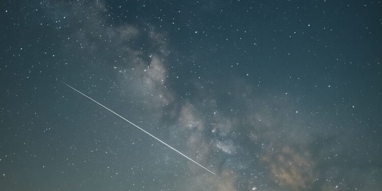 Las Perseidas iluminan el cielo de agosto: el mejor momento para verlas desde Alcalá 1 lluvia de estrellas