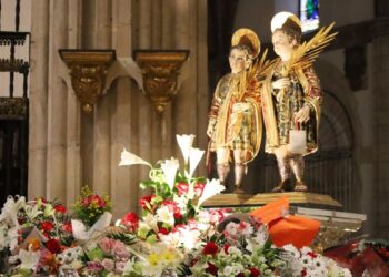 Los Santos Niños protagonizan una jornada festiva con actividades familiares y procesión solemne en el Centro Histórico 4 Los Santos Niños protagonizan una jornada festiva con actividades familiares y procesión solemne en el Centro Histórico
