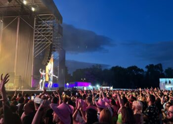 La Muralla Camp debuta en Alcalá con Ojete Calor, OBK y Ladilla Rusa en una noche de desmadre