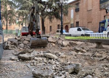 La Plaza de las Bernardas afronta dos meses de obras para recuperar sus pavimentos históricos
