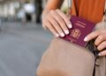 Cómo actuar si te roban o pierdes el DNI, pasaporte o tarjetas durante un viaje, dentro o fuera de España 8 Cómo actuar si te roban o pierdes el DNI, pasaporte o tarjetas durante un viaje, dentro o fuera de España