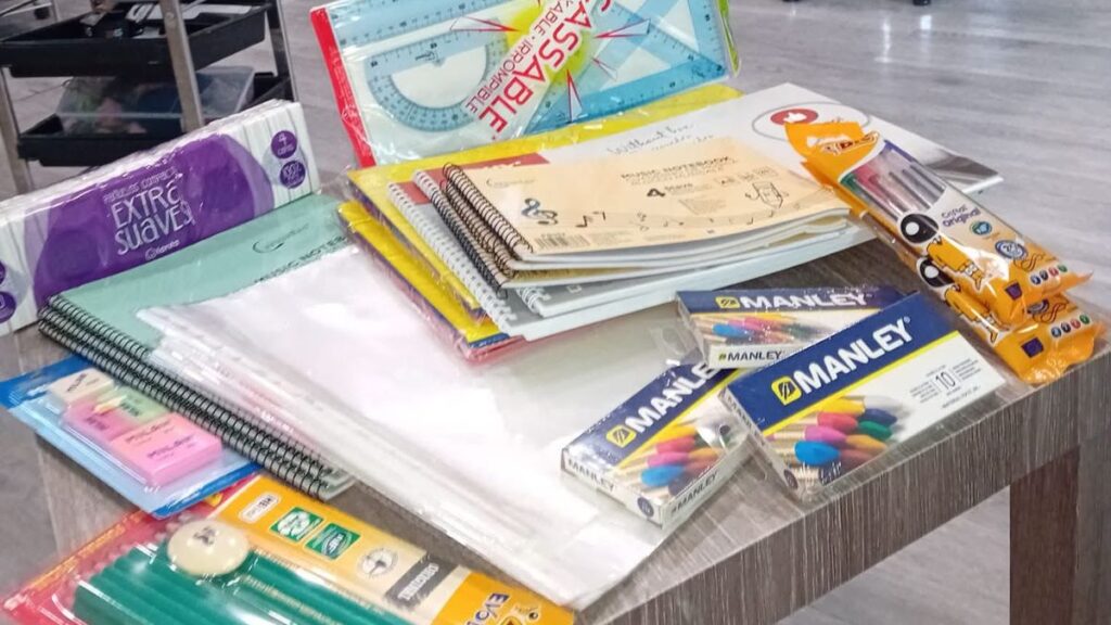 recogida material escolar