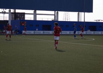 El RSD Alcalá cae con orgullo ante el Getafe B en un amistoso condicionado por la roja temprana