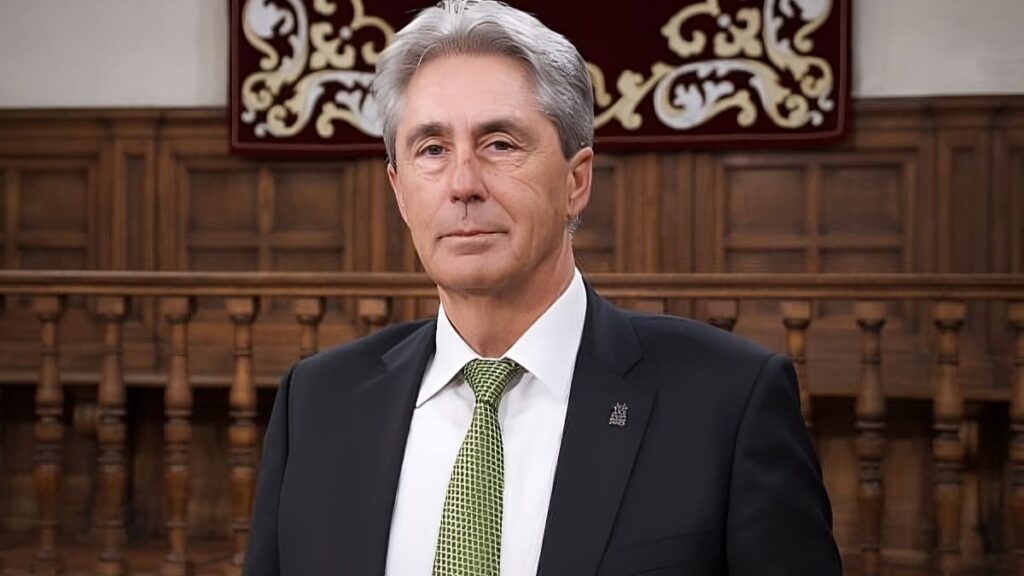 Jose vicente saz rector uah