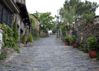 Los pueblos más bonitos cerca de Alcalá para disfrutar de una escapada otoñal