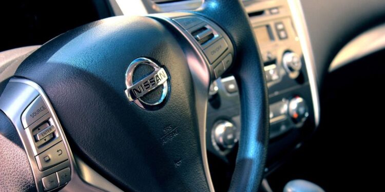 coche nissan