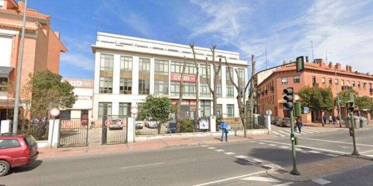 Edificio CCOO en Vía Complutense / Google