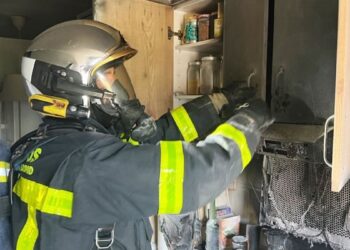 Los servicios de emergencia alertan del riesgo de incendios por grasa en campanas extractoras de cocina