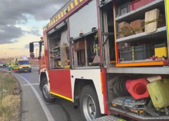 Un fallecido y varios afectados en un choque frontal de tres vehículos en la M-225 de Loeches