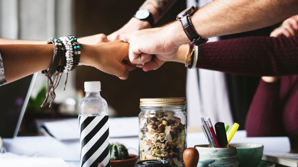El Ayuntamiento abre la XII edición de los Premios Alcalá Emprende con 50.000 euros en galardones 1 teamwork