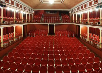 Los Premios Ciudad de Alcalá reconocen arquitectura, literatura y periodismo en su 56ª edición