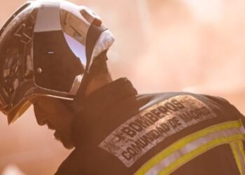 La Comunidad de Madrid destina 11,3 millones a renovar uniformes y equipos de protección del Cuerpo de Bomberos regional