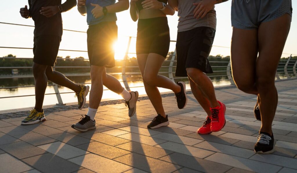 Personas corriendo