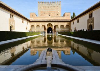 Los destinos favoritos de los españoles para el puente de octubre o la Hispanidad de 2025