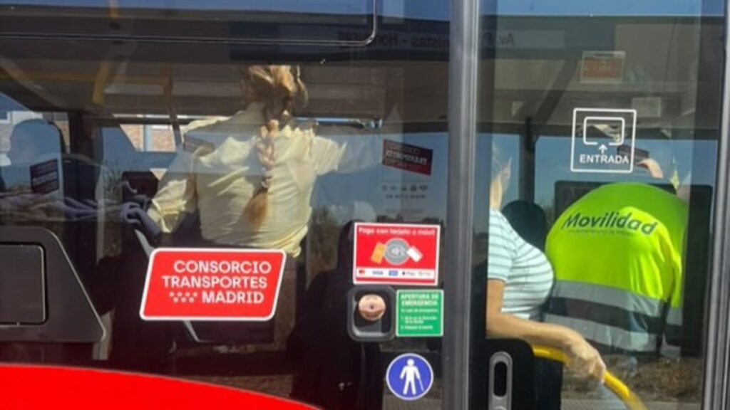 autobus l9 lleno