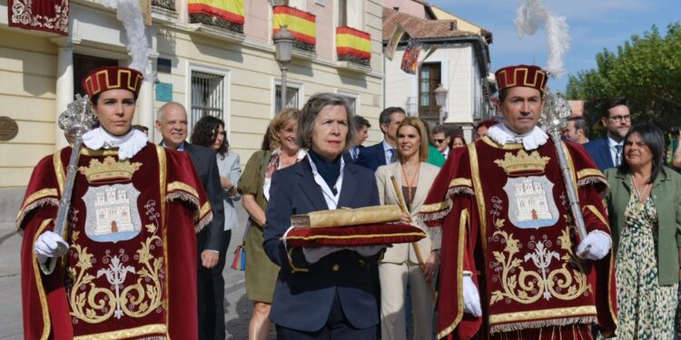 Alcalá celebra el Día de Cervantes con procesión cívica, lectura del Quijote y apertura del Mercado 1 Foto: Ayuntamiento de Alcalá