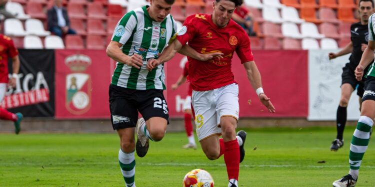 La RSD Alcalá busca dar un golpe sobre la mesa ante el líder Tenerife B en El Val 1 Foto: RSD Alcalá