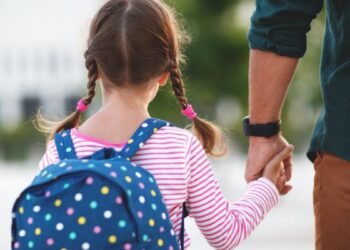 Las familias acogedoras recibirán hasta 2.000€ al mes desde 2026, con complementos para menores de más de 12 años
