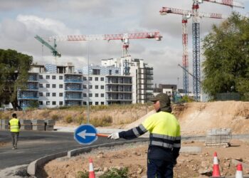 Las obras del desdoblamiento en la Avenida de Camarma encaran su ecuador con final previsto a comienzos de 2026