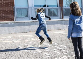 El Ayuntamiento renuncia a las ayudas de la Comunidad de Madrid para el programa «Patios Abiertos» y anuncia un modelo alternativo