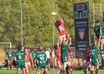 El Rugby Alcalá se impone 30-24 a Jaén y se mantiene tercero antes del duelo con Arquitectura
