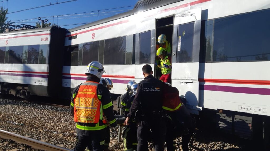 tren cercanias descarrilado