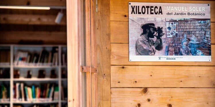 La UAH inaugura la Xiloteca Manuel Soler y cuadruplica su colección con más de 6.500 nuevas muestras 1 Imagen: UAH