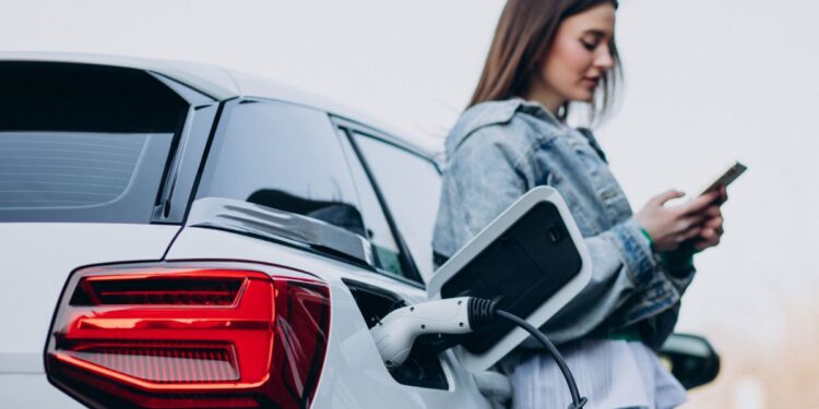 Uno de cada tres coches eléctricos que se matriculan en España lo hace en la Comunidad de Madrid 1 coche electrico