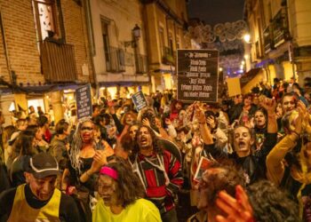 "Seguiremos dando la batalla por una cultura sin sepultura": Así surgió la mayor protesta cultural reciente de Alcalá 3 «Seguiremos dando la batalla por una cultura sin sepultura»: Así surgió la mayor protesta cultural reciente de Alcalá