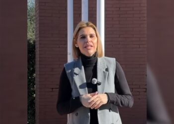 Judith Piquet visita los servicios de emergencia en Nochebuena y traslada un mensaje de agradecimiento y Navidad