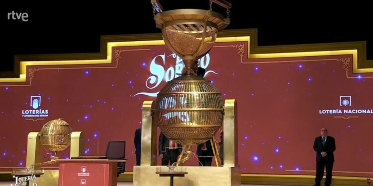 Imagen de la retransmisión del sorteo ofrecida por RTVE