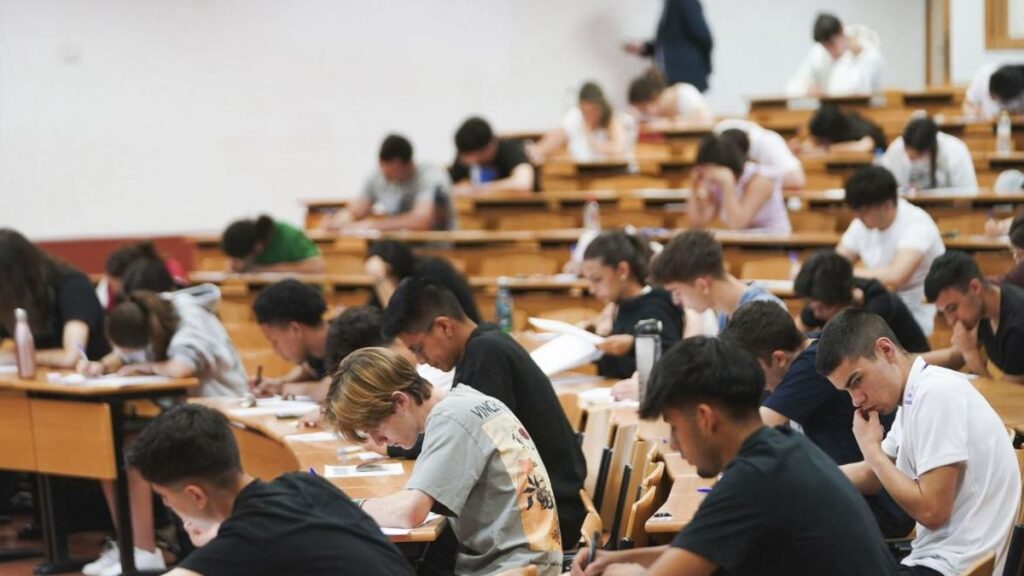 Los alumnos de Primaria y ESO se examinarán en abril para medir su nivel educativo 1 examenes