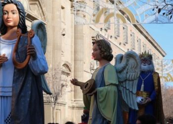 Los gigantes de Torrejón y Alcalá recorren juntos el casco histórico este domingo en una jornada navideña compartida