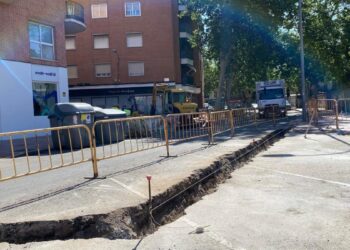 El Ayuntamiento de Alcalá anuncia una nueva tanda de obras por más de 4 millones para aceras, asfalto y saneamiento
