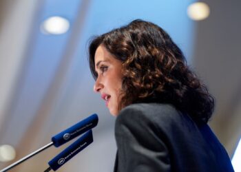 Ayuso exigirá diez años de empadronamiento para acceder a vivienda protegida en la Comunidad de Madrid