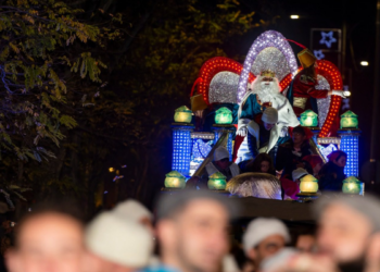 Más Madrid carga contra el Gobierno local por permitir colectivos “provida” en la Cabalgata y el PP defiende un proceso “abierto y plural”