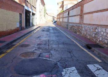 La calle Arcipreste de Hita entra en obras para pasar a plataforma única en tres meses