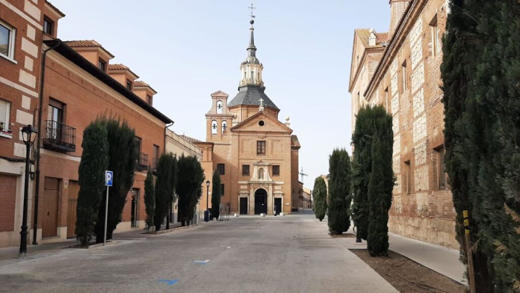 El Ayuntamiento de Alcalá abre el plazo para renovar las autorizaciones de residentes de la zona azul hasta febrero de 2026 1 calle santa ursula