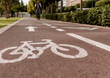 Más Madrid acusa al PP de mentir: “Alcalá no cuenta, ni ha contado nunca, con una red de carriles bici digna de ese nombre”