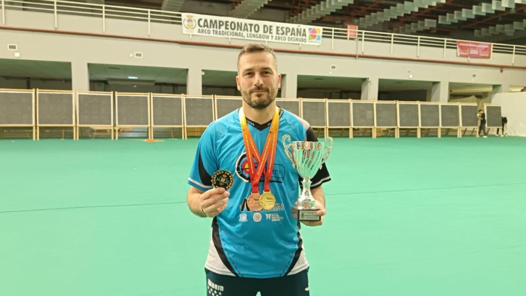 El arquero alcalaíno Iván Moncada se proclama campeón de España de arco desnudo y refuerza su salto internacional 1 ivan moncada oro ciudad real