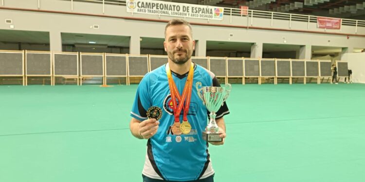 El arquero alcalaíno Iván Moncada se proclama campeón de España de arco desnudo y refuerza su salto internacional 1 ivan moncada oro ciudad real